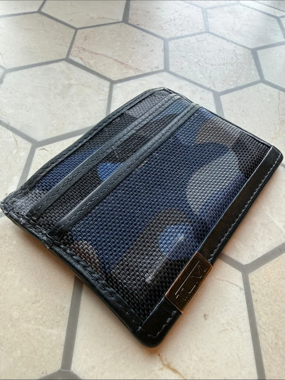 TUMI Men’s Blue and Black Camo Card Case Wallet